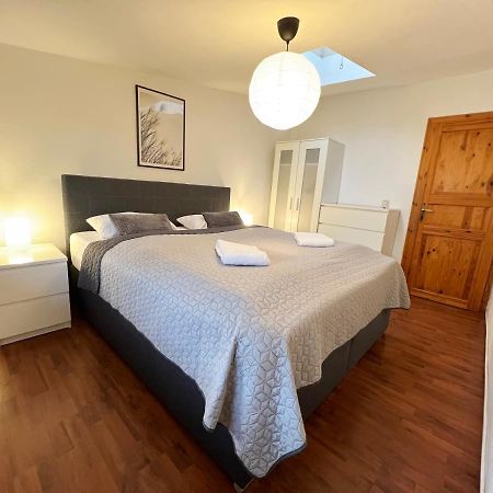 85Qm - Zentrale Lage - Parkplatz Daire Göttingen Dış mekan fotoğraf